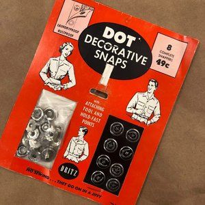 Vintage decorative snaps